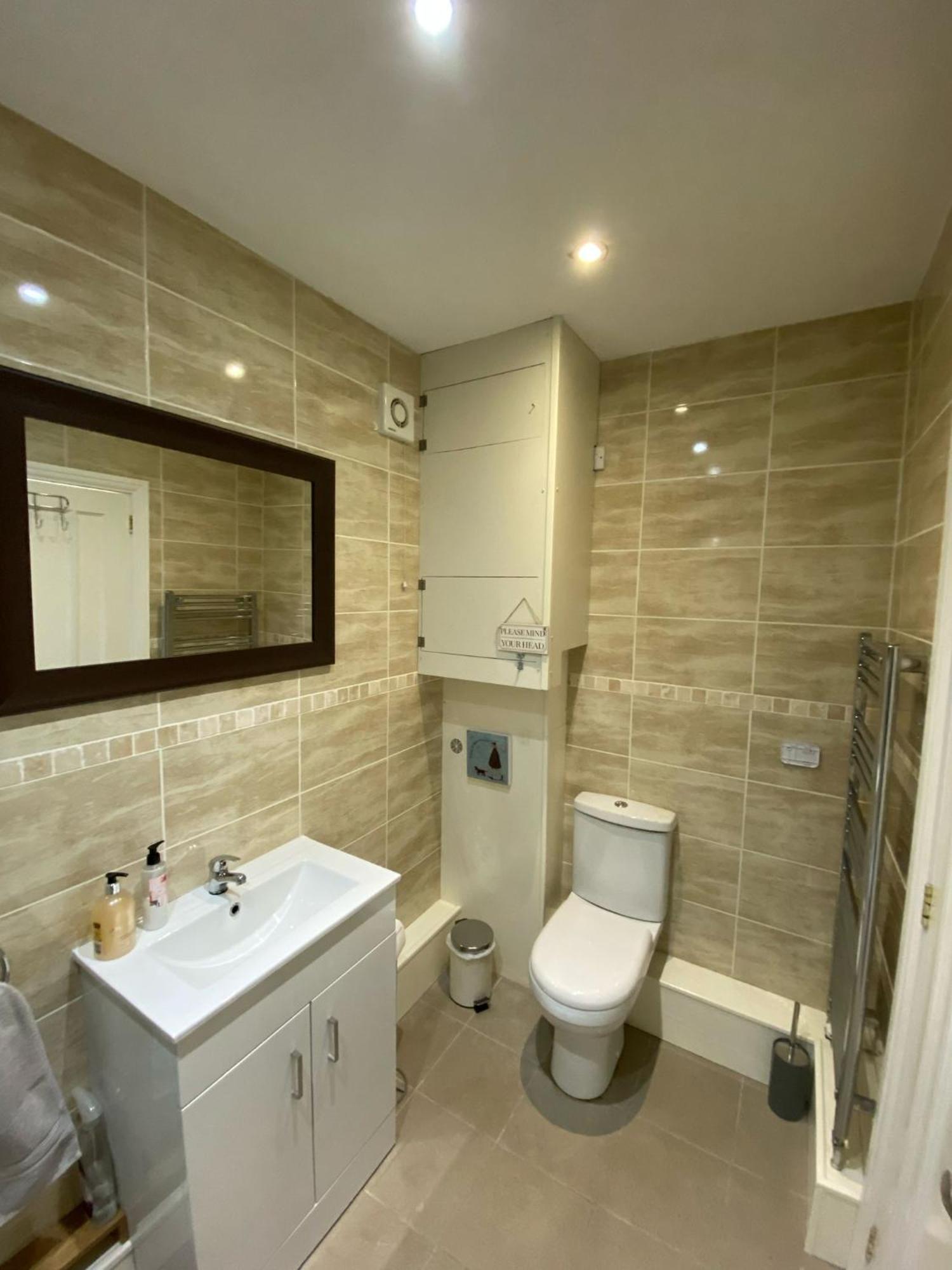 Meadow View Villa ฮาเวอร์ฟอร์ดเวสต์ ภายนอก รูปภาพ
