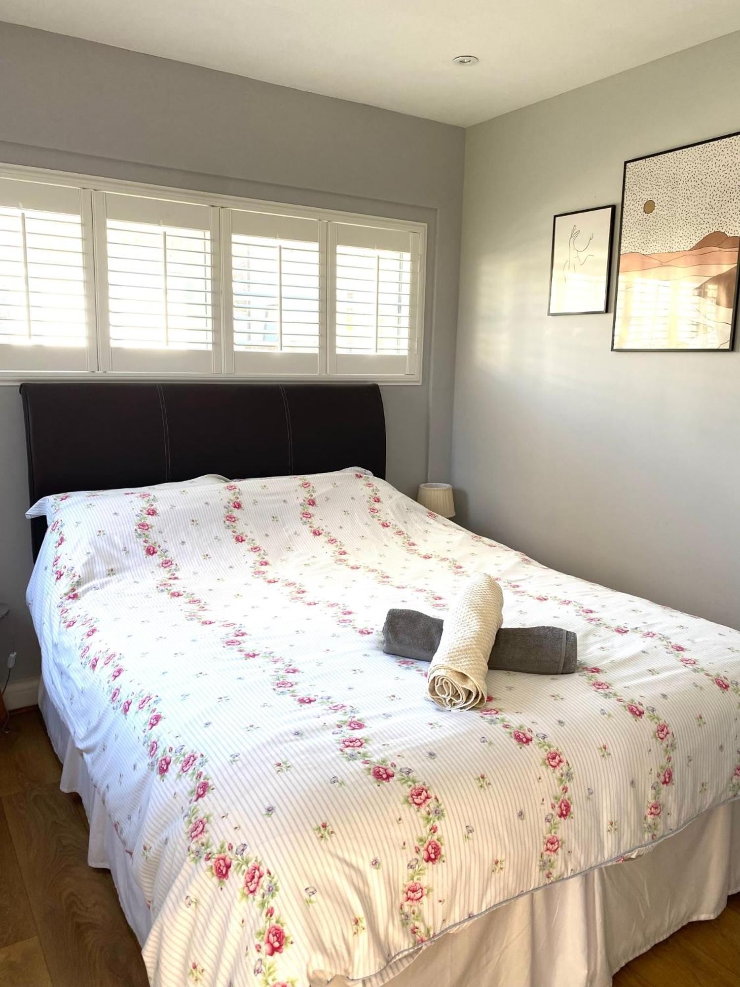 Meadow View Villa ฮาเวอร์ฟอร์ดเวสต์ ภายนอก รูปภาพ