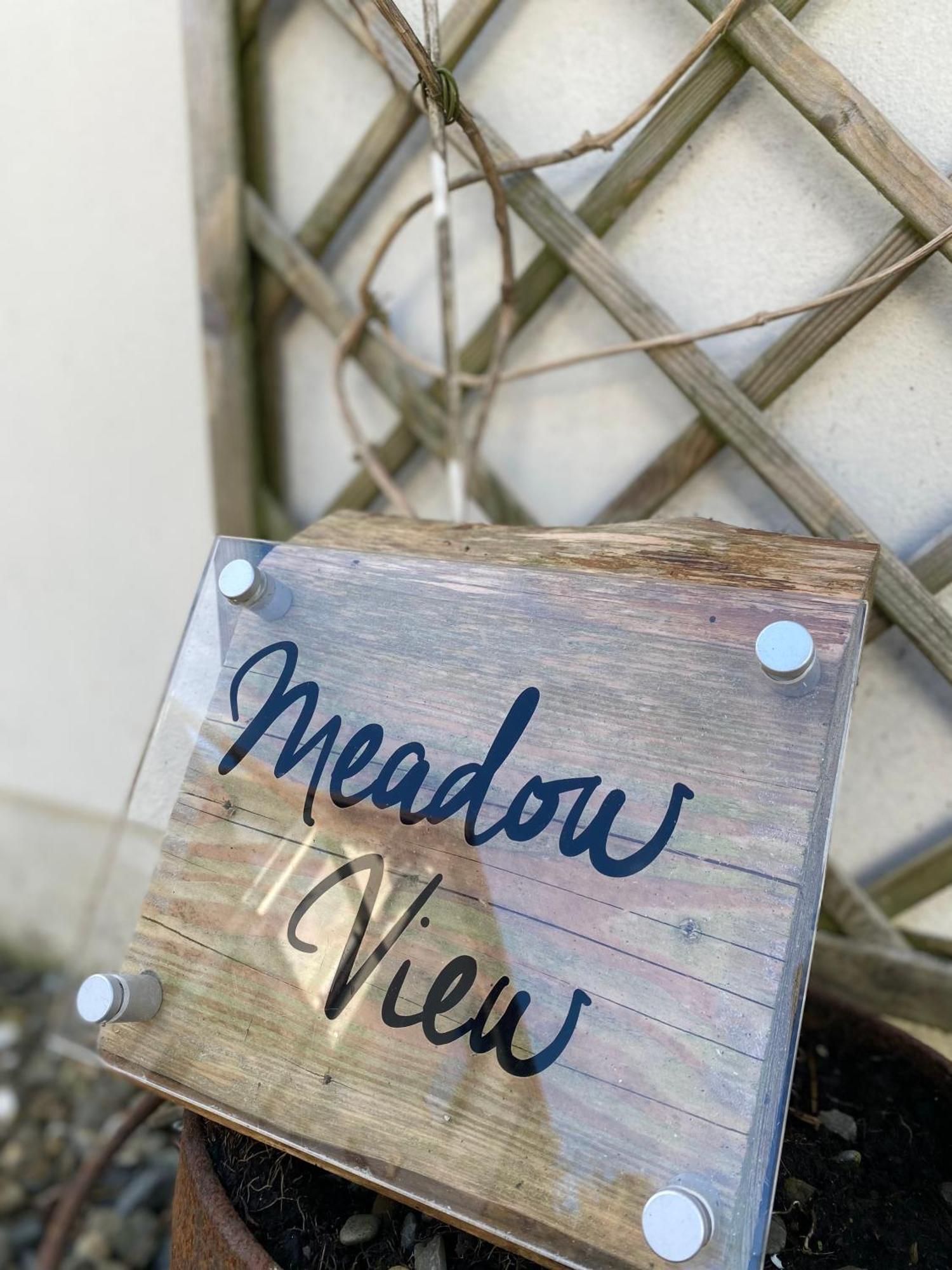 Meadow View Villa ฮาเวอร์ฟอร์ดเวสต์ ภายนอก รูปภาพ